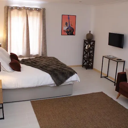 Château Boussas 4* Couloume-Mondebat