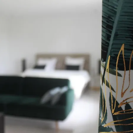 Chateau Boussas 4* Couloume-Mondebat