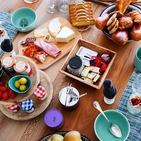 Oda ve Kahvaltı Chateau Boussas